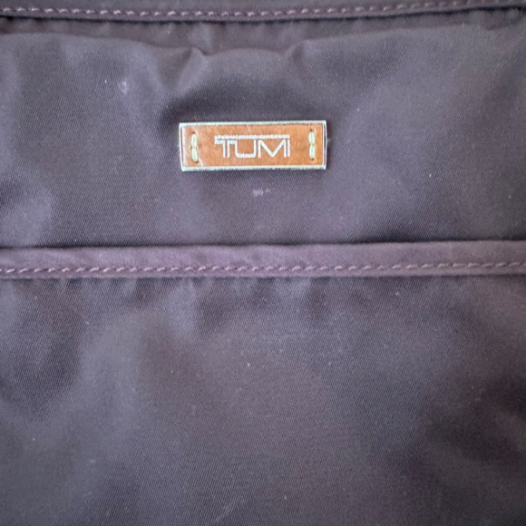 TUMI Purple Nylon & Leather Voyageur Quintessential Zip Double Handle Tote Bag - Picture 4 of 10